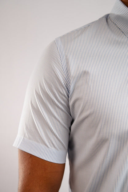 Camisa Algodón Stretch Rayas Celeste Manga Corta Slim Fit - BARBADENS