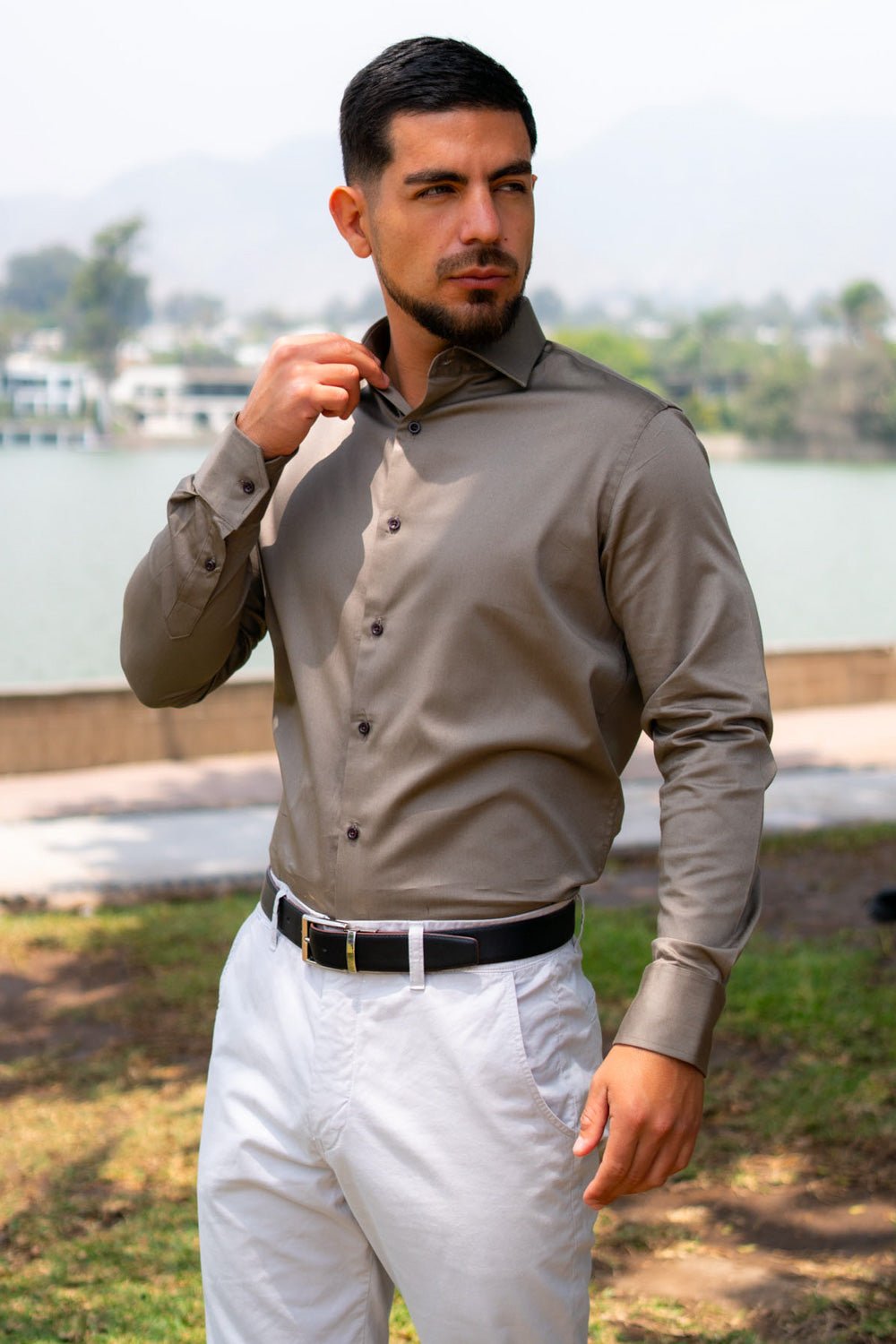 Preventa - Camisa Café Algodón Stretch Slim Fit - BARBADENS