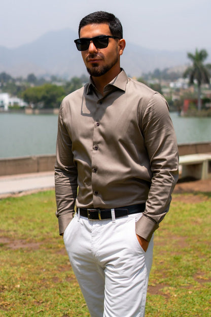 Preventa - Camisa Café Algodón Stretch Slim Fit - BARBADENS