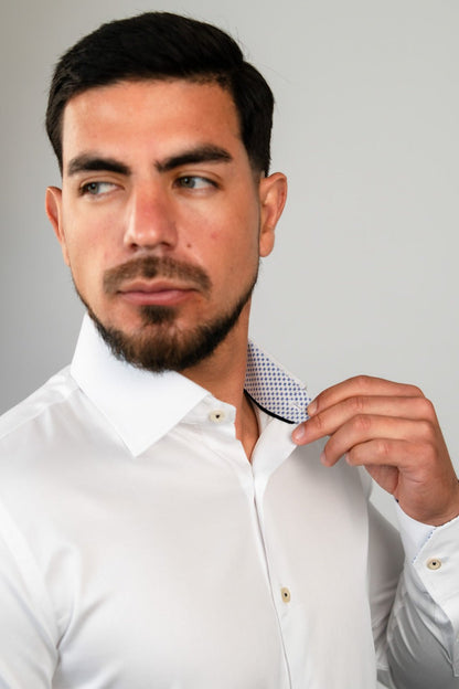 Preventa - Blanca Contraste Algodón Stretch Slim Fit - BARBADENS